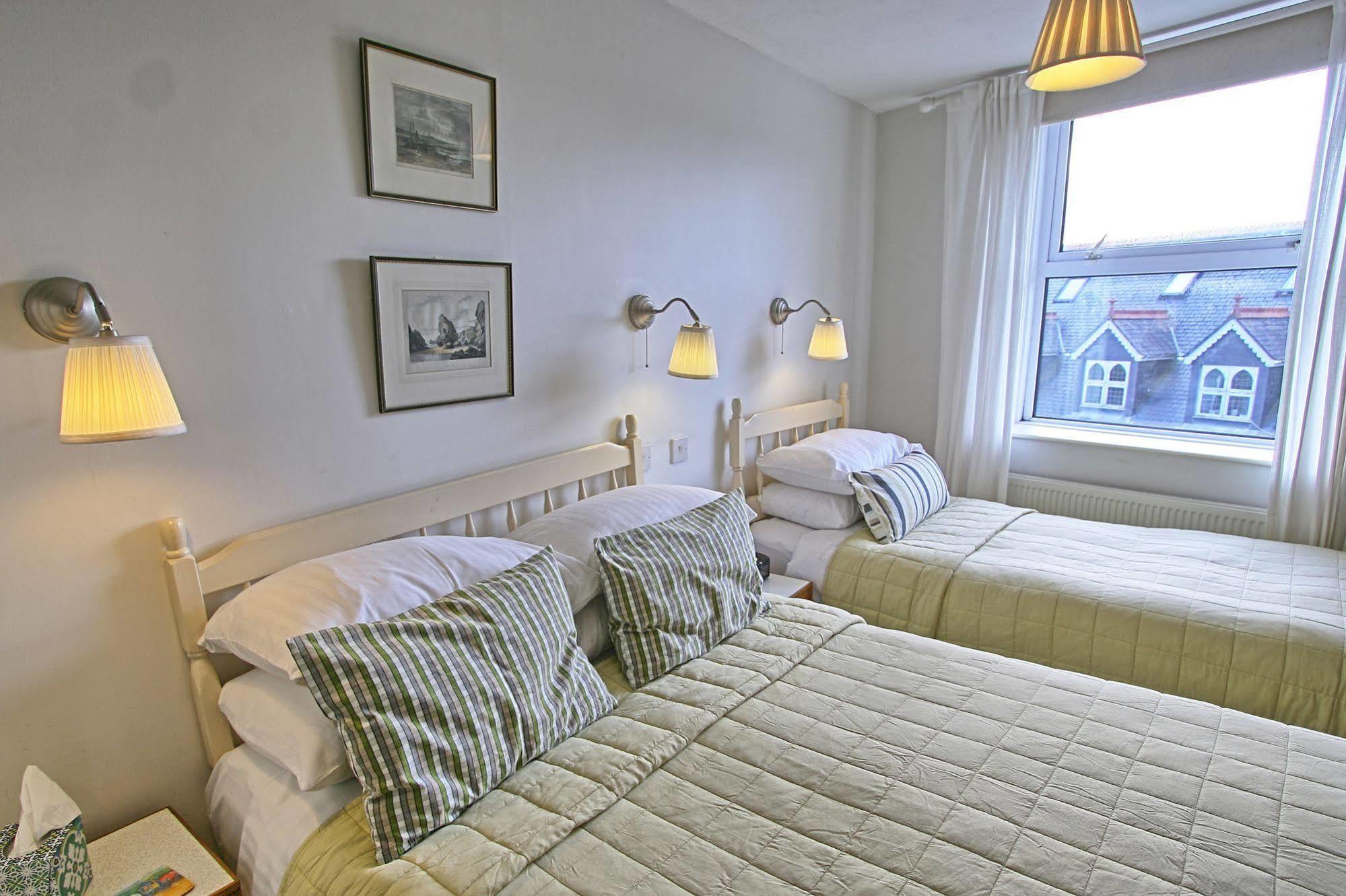 Bed and Breakfast Glencree House à Penzance Extérieur photo